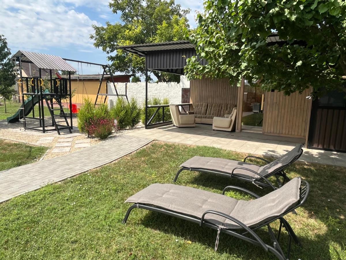 Rajczi Apartman Mohacs Exterior photo