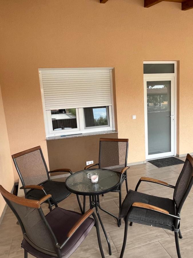 Rajczi Apartman Mohacs Exterior photo